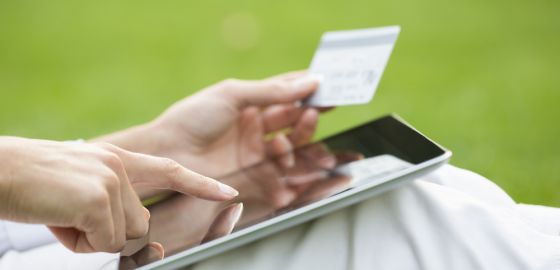 ¿Será posible ahorrar dinero con Twitter?