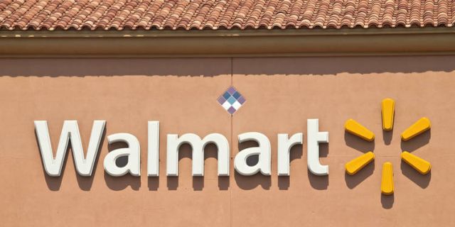 Wal-Mart Amazon